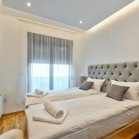 Gomax 3 & Monana * Zlatibor